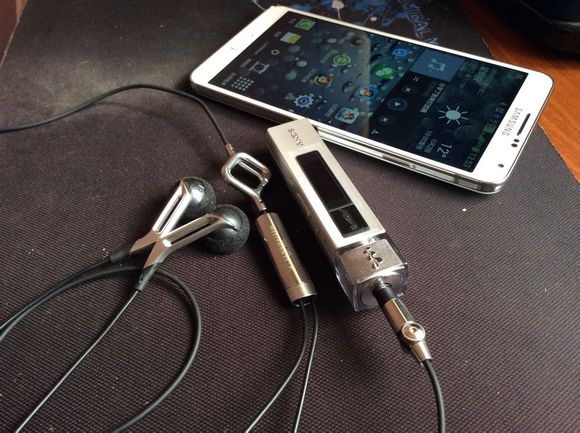 快递一个显示器多少钱_s22d300显示器_ex1920nw