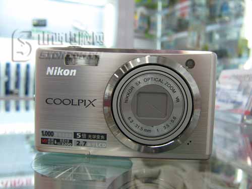 尼康s560的充电器_尼康s560_尼康s560怎么样