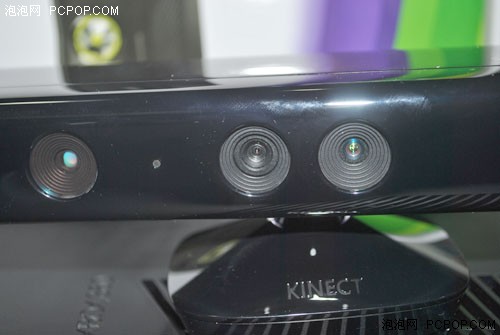 XBox360新版4G+体感套装仅售2750元 