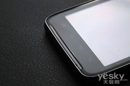 配720P屏幕 TD定制版RAZR摩托罗拉MT917图赏