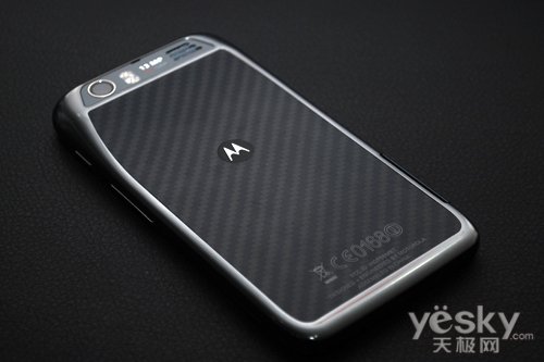 配720P屏幕 TD定制版RAZR摩托罗拉MT917图赏