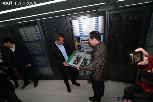 最强超级计算机!天河一号A 内部探秘