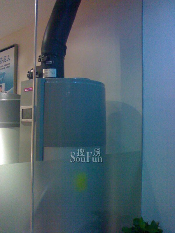 芬尼空气能热水器排除的冷气有多少度,凉快吗_芬尼冷气热水器价格_芬尼空气能好用吗
