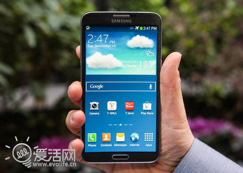 Galaxy Round曲面屏手机上手试玩：集人体工学之大成