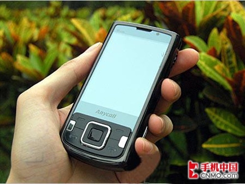 800万像素拍照至尊 三星I8510劲爆登场 