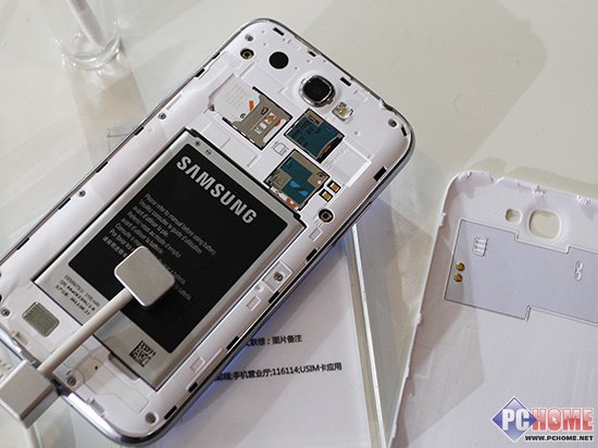 三星携联通发布 沃3G双卡双待NoteII