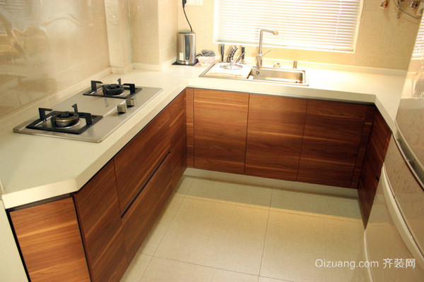 爱格板橱柜鉴别