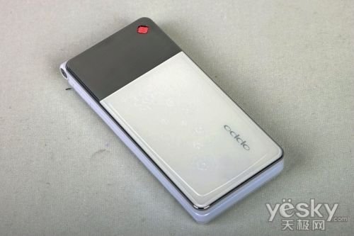 敲开SNS之门 深入评测会呼吸的OPPO U525