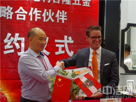 蒂高上海展首秀：当浴室柜遇上奢侈范