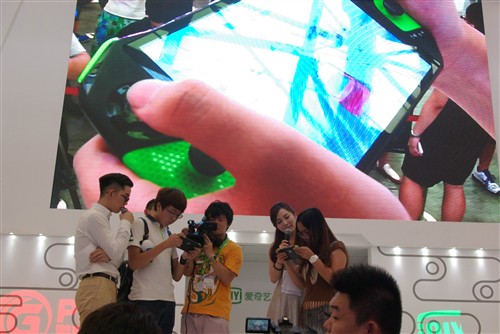 ChinaJoy：MatriMax iPLAY掌机新崛起 