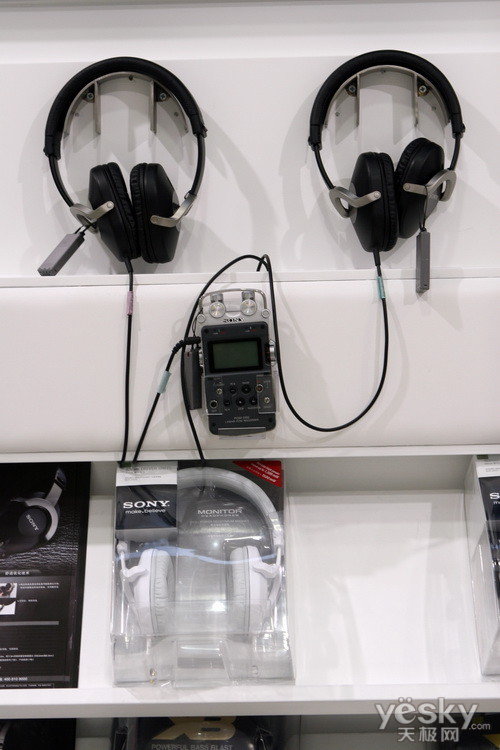 色彩斑斓3C世界 2011索尼家族系列新品亮相