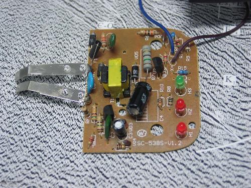 acdc电源模块_一体机万能充电器_万能充电器原理