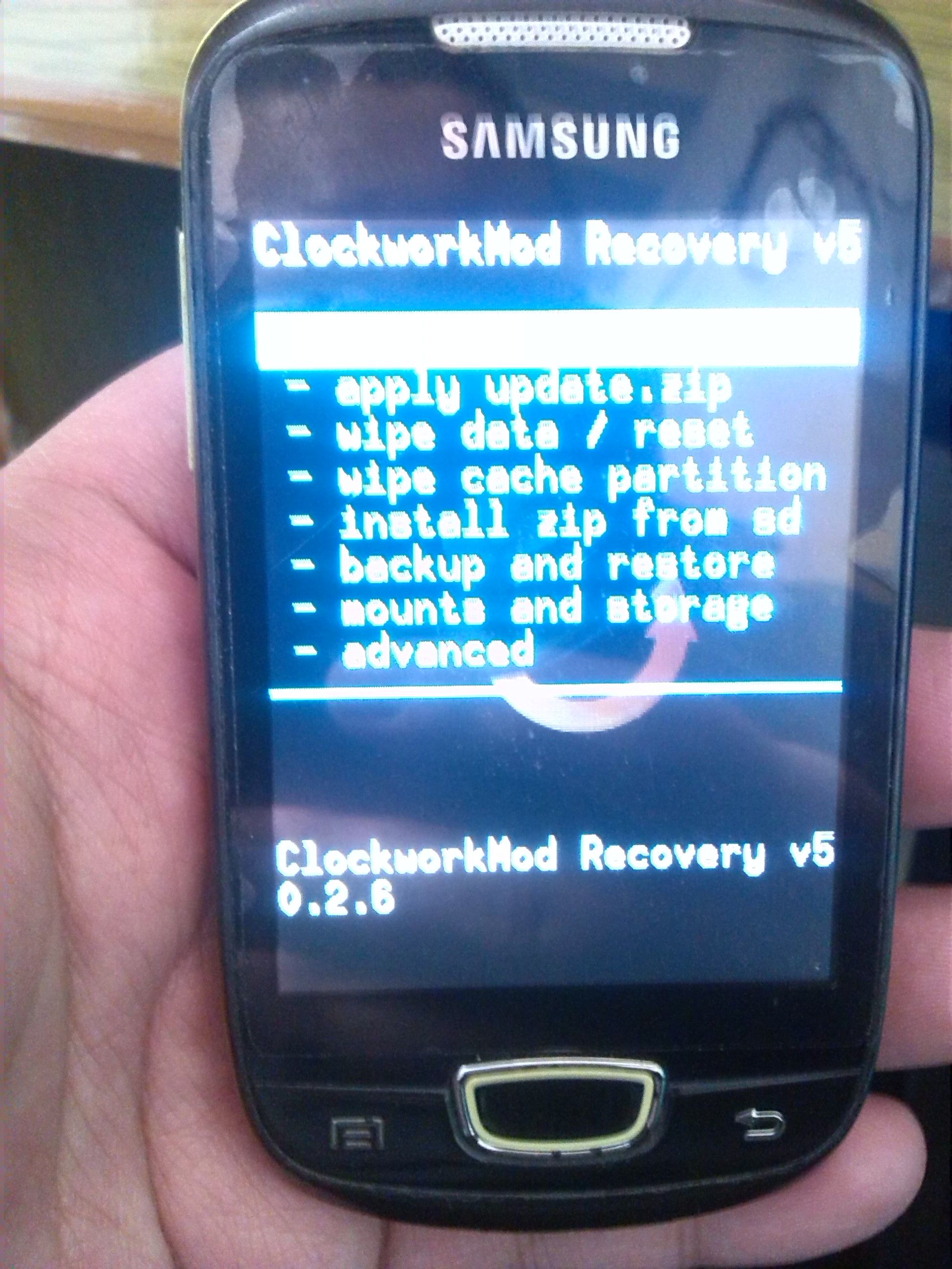 三星S5820刷机_手机电池没电_三星s5820刷机