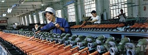 40火箭筒价格_56式40毫米火箭筒_40毫米火箭筒