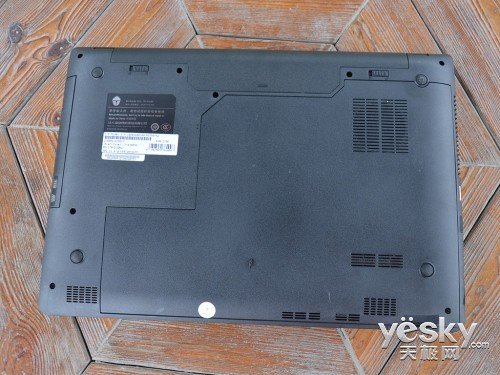 强悍配置外观精致 雷神G150MG游戏本评测