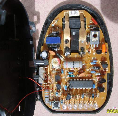 手机万能充电器原理图_电瓶充电器12v_万能充电器制作