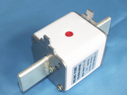 什么是快速熔断器_快速熔断器型号_快速熔断器