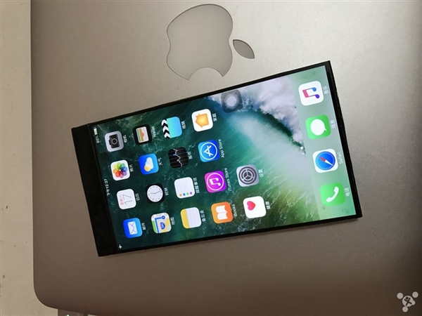 惊艳全面屏！网友自制iPhone MIX成功