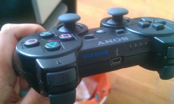 ps3手柄连接_ps3手柄连接器_ps3手柄无法无线连接