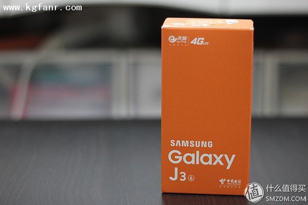 三星 Galaxy J3 包装