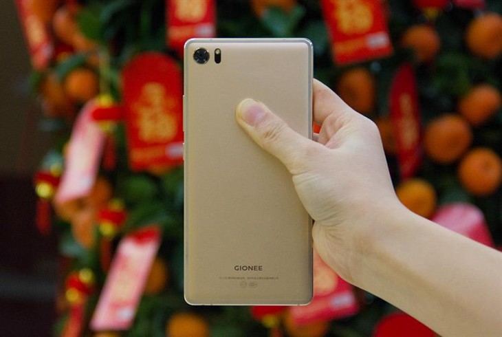 MWC 2016报道：最“黑科技”手机金立S8 