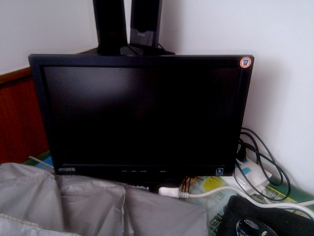 液晶显示器有点模糊_液晶电视有时打不开机_液晶显示器60hz会模糊