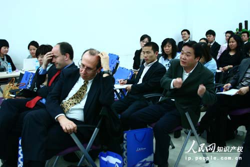 一件假名牌卖30元 秀水市场再调查，保护知识产权