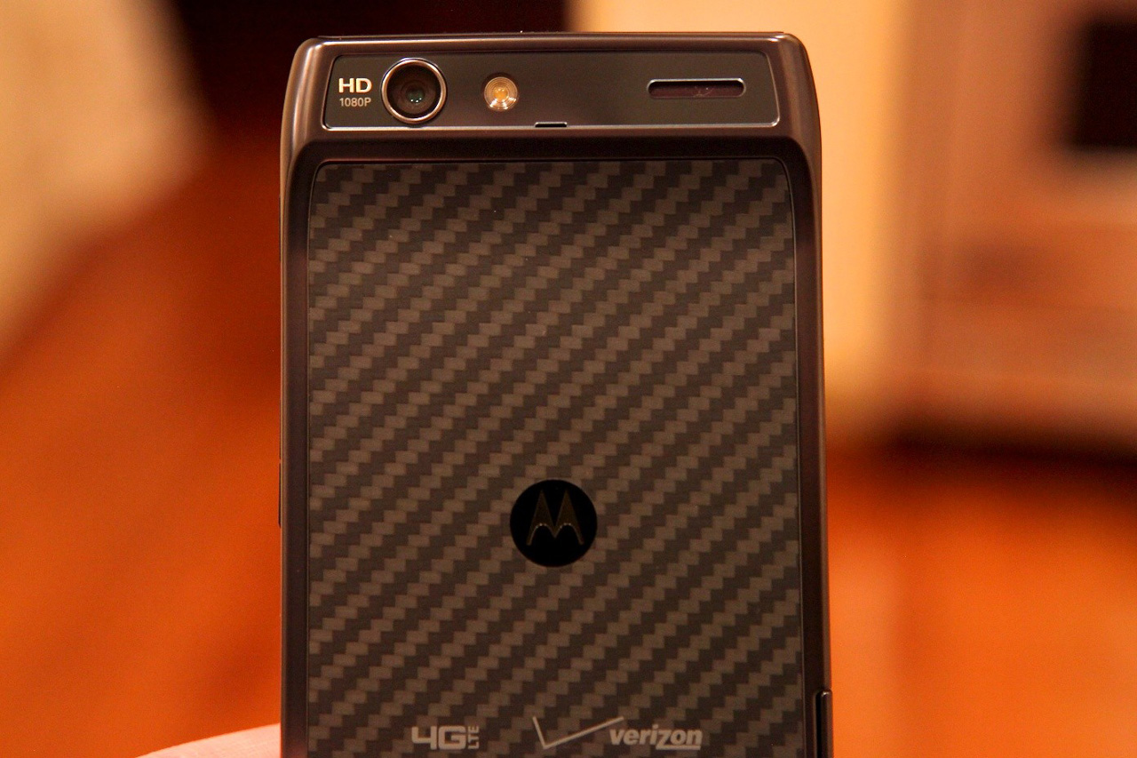 摩托罗拉droid razr m_摩托罗拉droid2global_摩托罗拉droid4刷机包