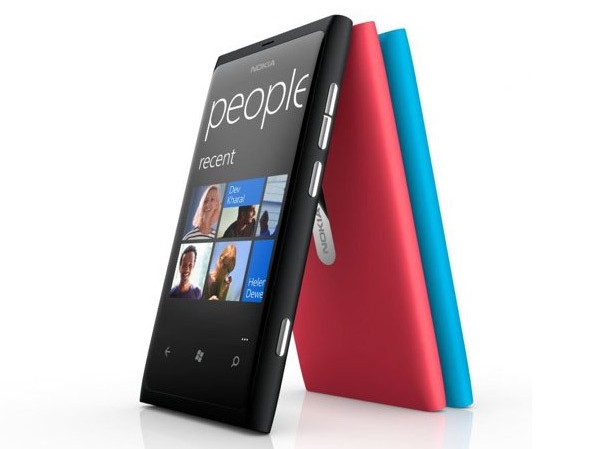 还记得带手电的1100吗？诺记经典手机回顾