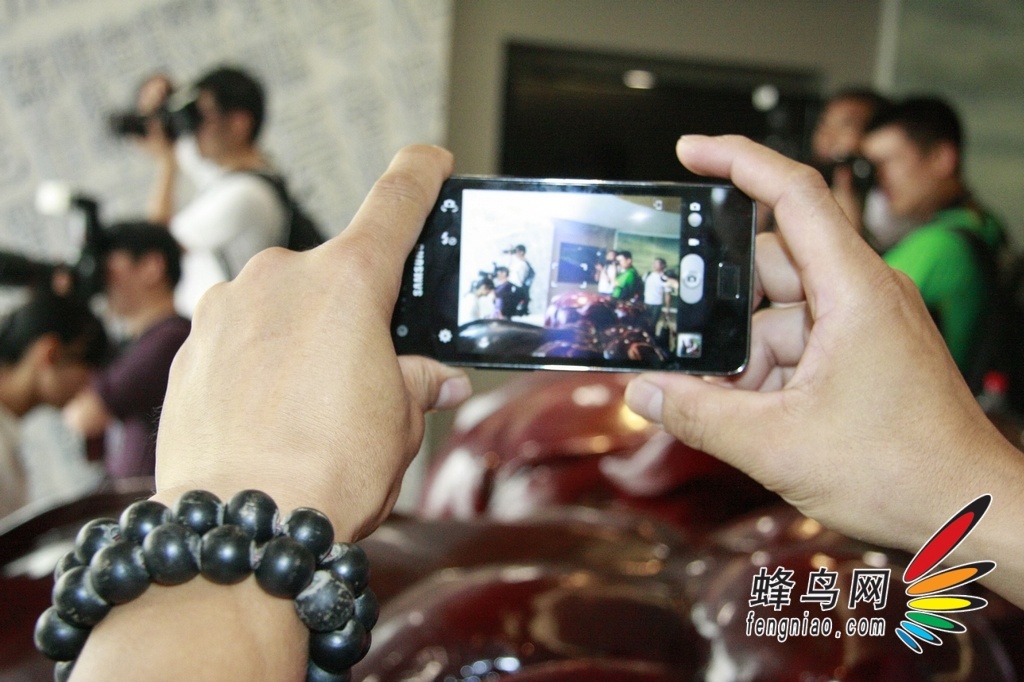 蜂鸟网网友体验三星GALAXY SII手机(二)