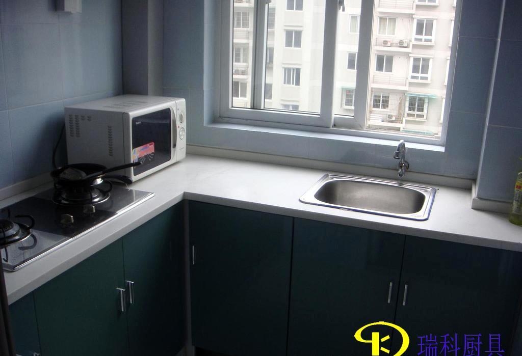 一新厨柜和爱格厨柜哪种价格公道_爱格工房整体橱柜_爱格板橱柜