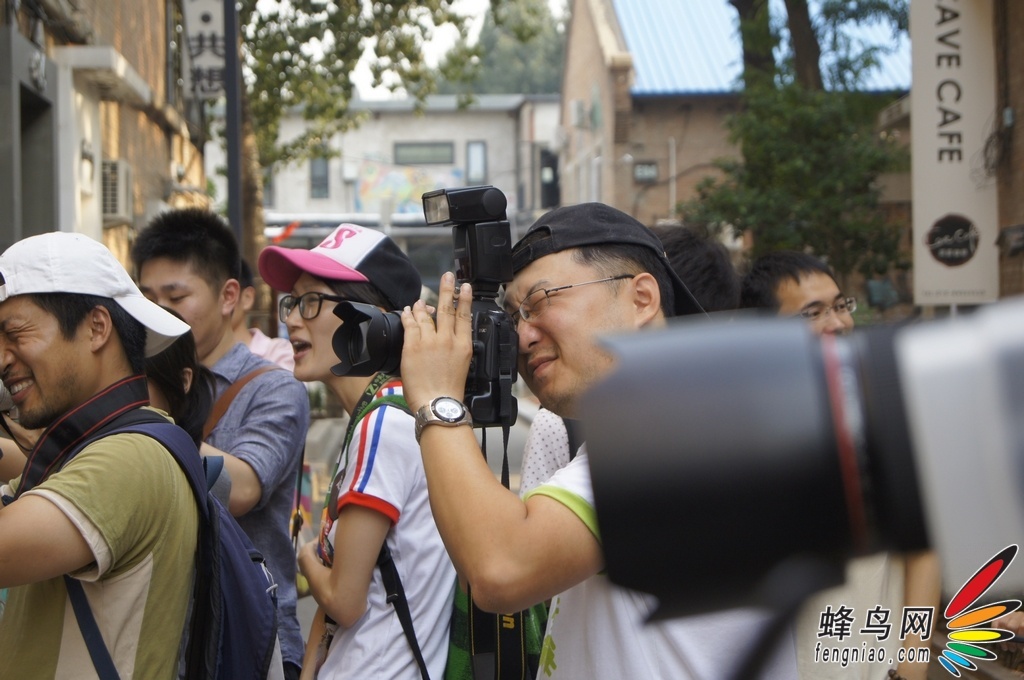 蜂鸟网网友体验三星GALAXY SII手机