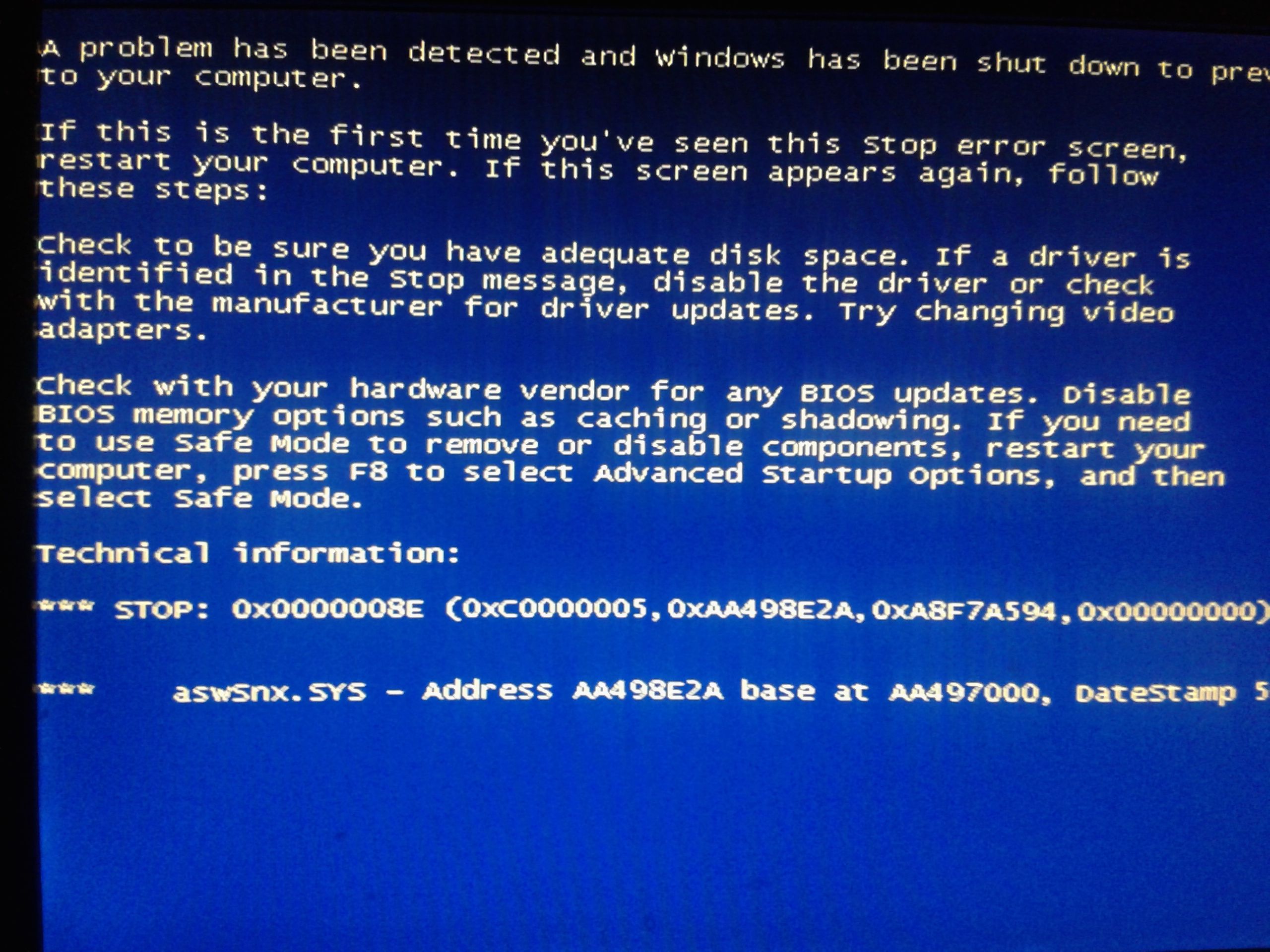 电脑蓝屏代码0x0000008e_xp开机蓝屏0xc000008e_xp蓝屏代码0x000008e