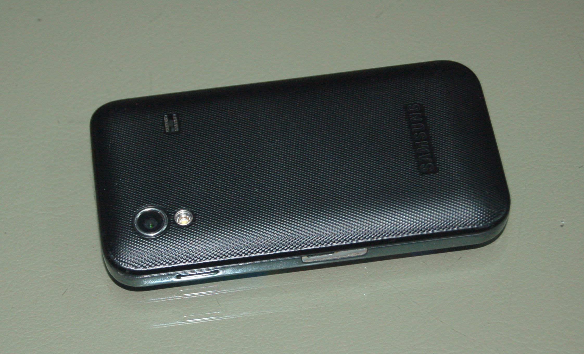 三星小屏_三星s5830i论坛_三星手机3.5寸多少钱