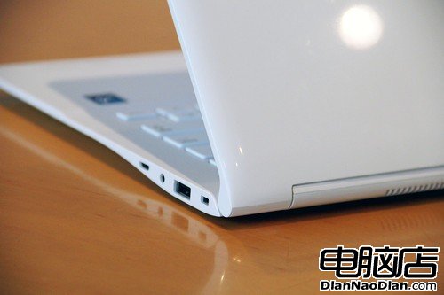 三星的ativ book 9 lite_ativ book 9lite拆机_三星ativ book 9 pro