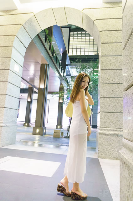 夜间微光环境人像拍摄（使用 Sony NEX-5T 微单）