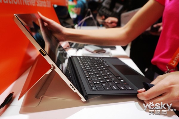 杀向二合一领域 联想Ideapad Miix 700速评