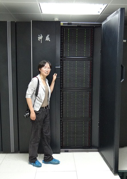 探中国首台自主超级计算机：14万3千枚16核CPU