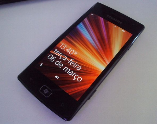 三星omnia7_三星omnia 7解锁_三星omnia2