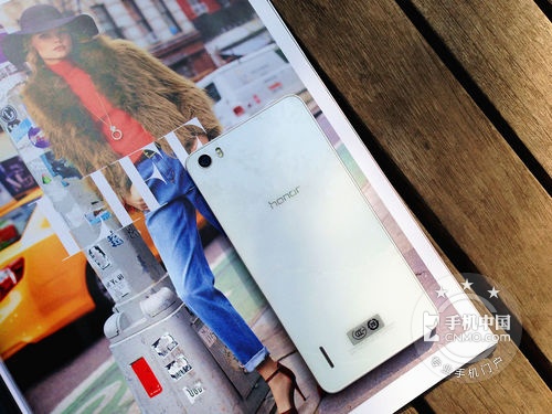 八核4G手机 武汉华为荣耀6报价1750元