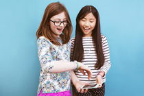 Jewelbots:激励女孩学编程的手链