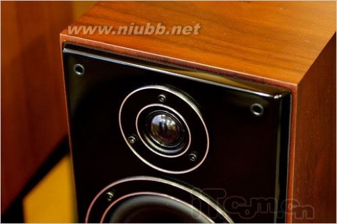 桌面影院之王—惠威M60-5.1多媒体系统全面解析