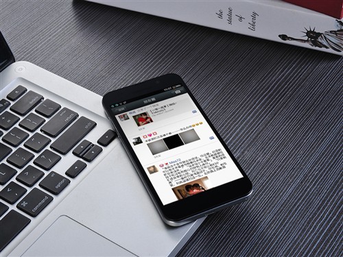 ZOPO ZOPO 阿里旗舰卓普小黑 3G手机W/GSM双卡双待 图片