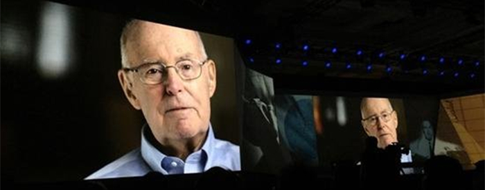 CES2015最感人时刻：86岁英特尔元老摩尔发声