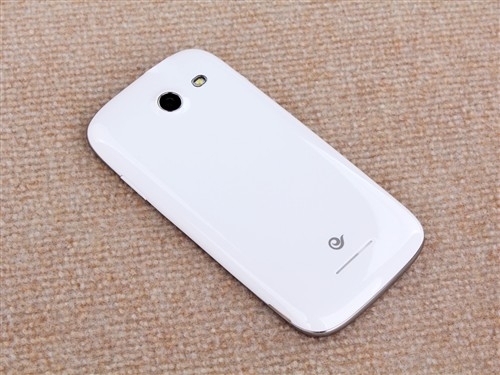 百元四核手机 电信版酷派5890深度评测