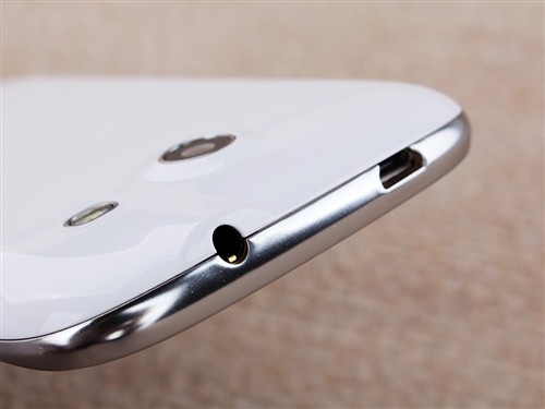 百元四核手机 电信版酷派5890深度评测