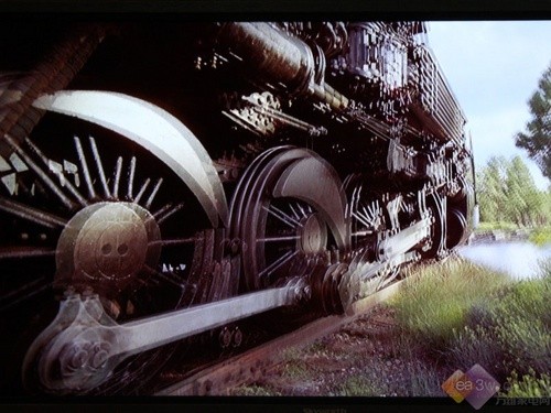 蓝光机成互联网平台?华录BDP2046实测