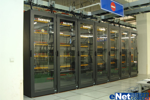 高性能计算机体系结构_河南大学高性能计算机_曙光高性能计算机多少钱