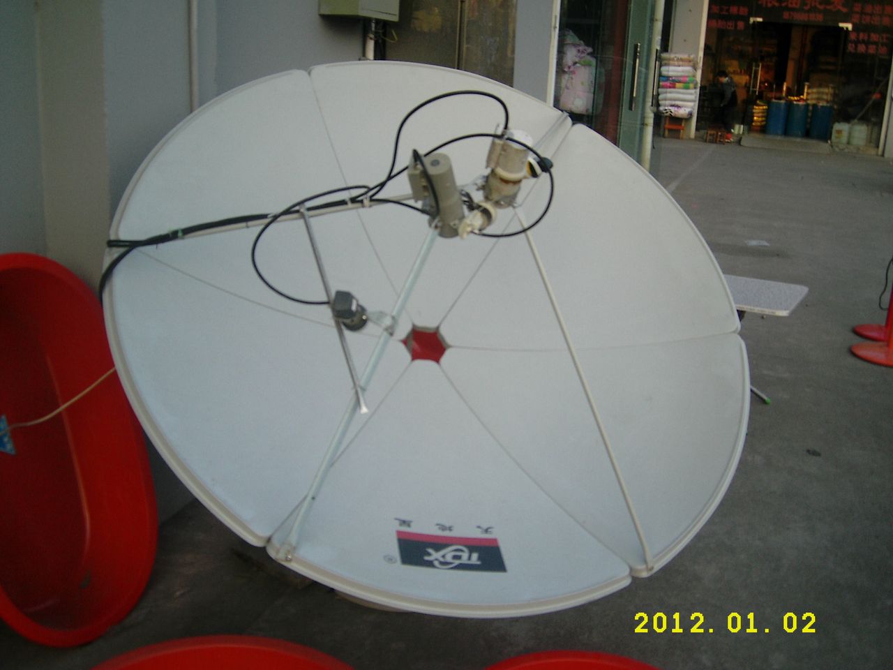 卫星锅天线_大锅天线增加卫星_一锅多星卫星天线