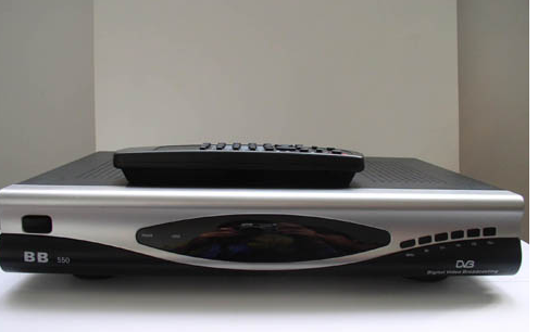 无锅卫星天线,卫星天线